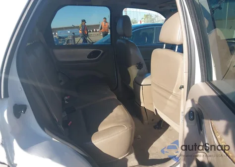 2002 Ford Escape Xlt from USA, damaged, VIN 1FMYU03102KB65481